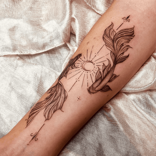Tatouage minimalist réalisé par Mel Ink près de Quimperlé
